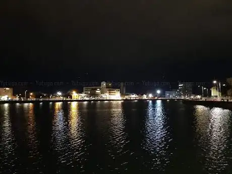 Photo de Darsena di città