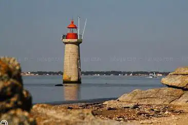 Photo de Phare à terre de Villès-Martin