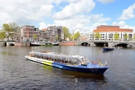 Photo de Stromma Central Station - Amsterdam Canal Cruise