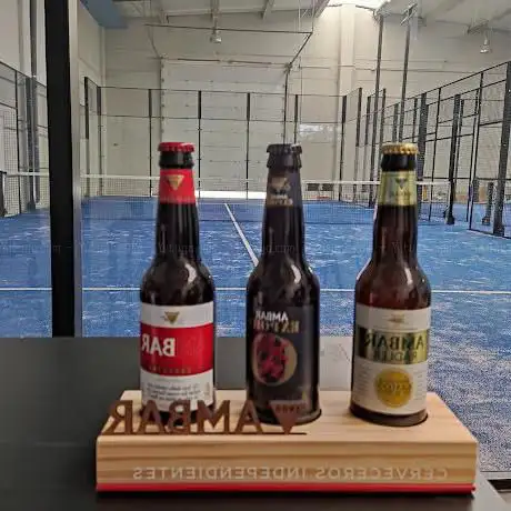 Photo de Pádel indoor Turiaso S.C