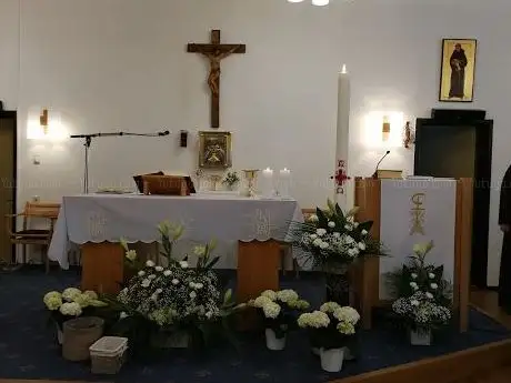 Photo de Holy Family Paris - Catholic Church