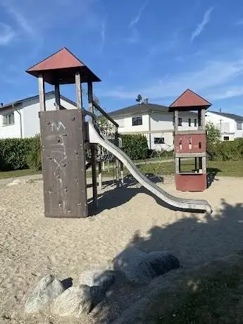 Photo de Spielplatz „Heerstraßäcker