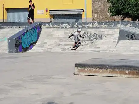 Photo de Skateplaza Torroella