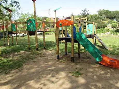 Photo de Parc infantil Freixeneda