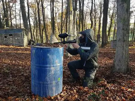 Photo de Land'ventures SCRI Paintball
