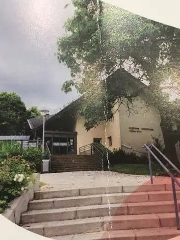 Photo de Library Louis Garret