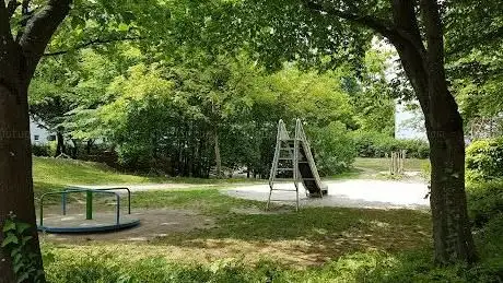 Photo de Kinderspielplatz Hegarstraße