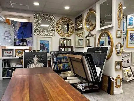 Photo de Artemania Corniceria E Studio D'Arte Di Fichera Piera