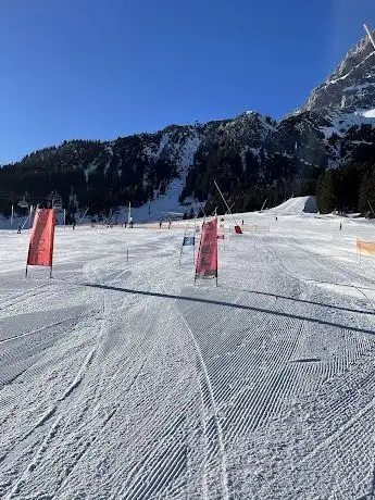 Photo de Skischule TOTAL - PRO Shop