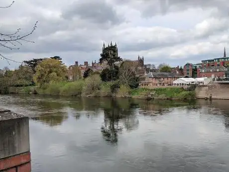 Photo de The Old Bridge