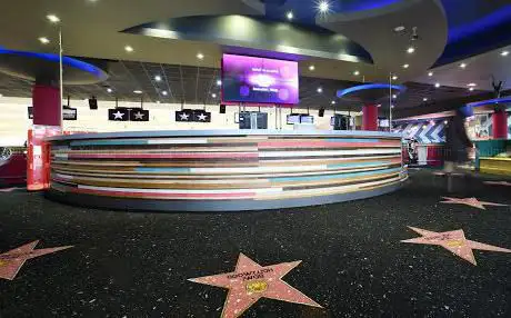 Foto de Hollywood Bowl Stockton