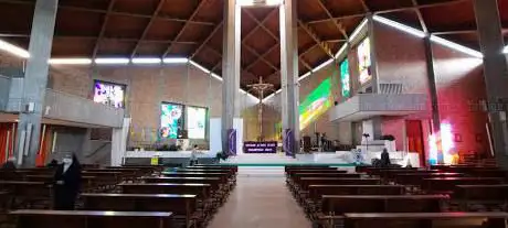 Photo de Church of the Immaculate Heart of Mary