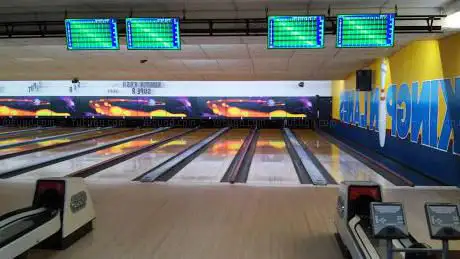 Kingpin Lanes & Brickhouse Pizza Company