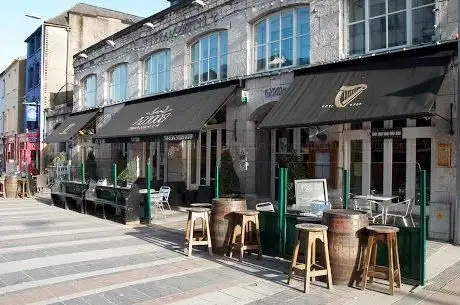 Photo de The Old Town Whiskey Bar at Bodega