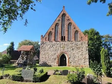 Photo de St. Nikolai zu Bauer - Ev. Kirchengemeinde Lassan St. Johannis