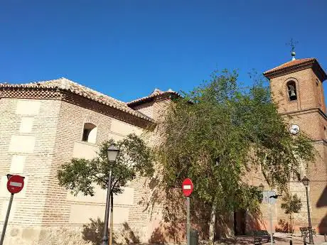 Photo de Parroquia Santa Maria la Blanca Canillejas