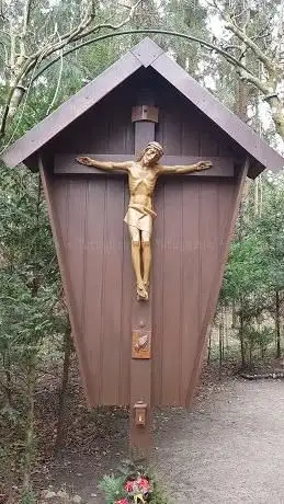 Photo de Waldkreuz und Marienstatue