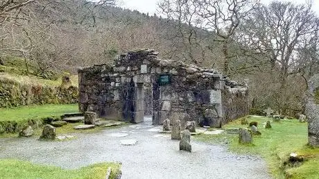 Temple-Na-Skellig