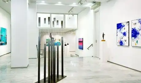 Photo of Bat Alberto Cornejo gallery