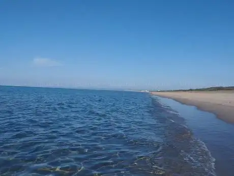 Photo de Spiaggia libera (Castellaneta Marina)