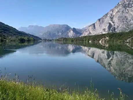 Photo de Parco fluviale della Sarca - Porta parco Lago di Cavedine