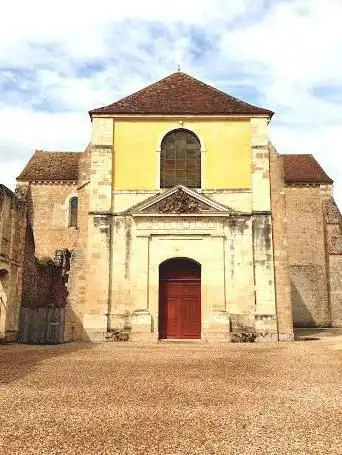Photo de Abbey Fontmorigny