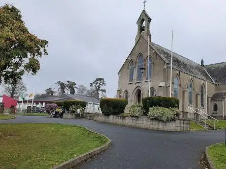 Photo de Church Of The Most Holy Rosary  Ashford