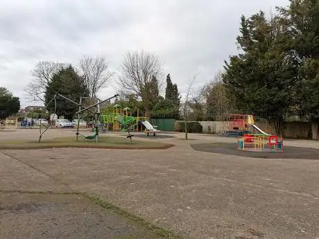 Photo de Harrow Recreation Park