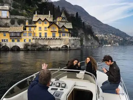 Photo de La Dolce Vita Como Lake Boat Tours