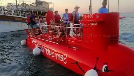 Photo de semiSUBMARINE Split