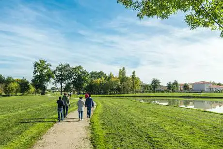 Photo de Parc municipal des Prés du Bourg