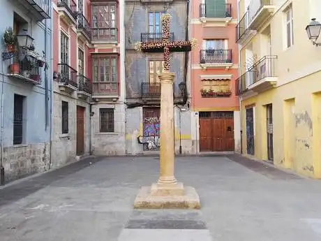 Photo de Plaça de la Santa Creu