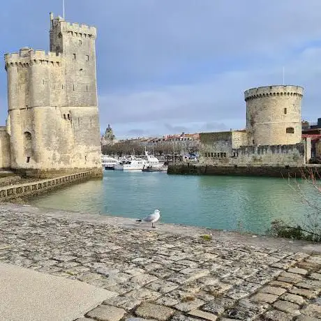 Photo de Chain Tower