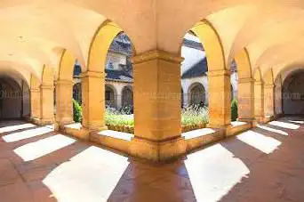 Photo de Tourist Office