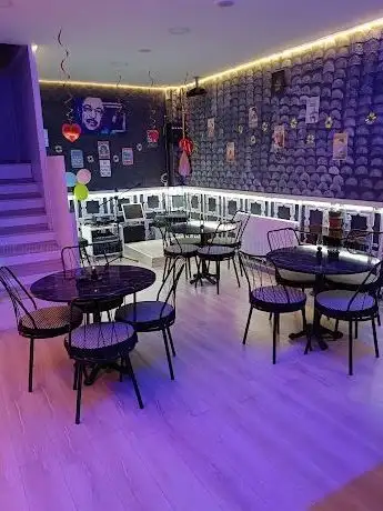 Photo de Ankara Karaoke Cafe