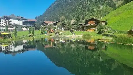 Photo de Stubaier Gesundheitssee