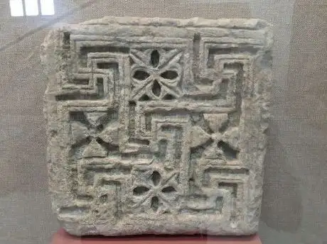 Photo de Kom Aushim Museum