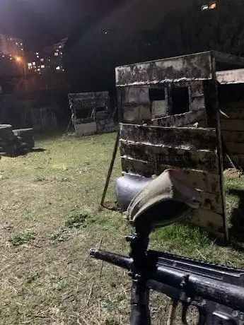 Photo de Playdrome Paintball ( Paintball / Paintball İstanbul / Paintball İstanbul Avrupa Yakası )