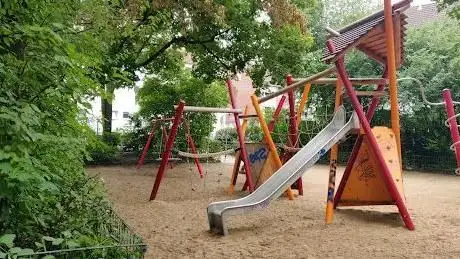 Photo de Spielplatz Balckestraße