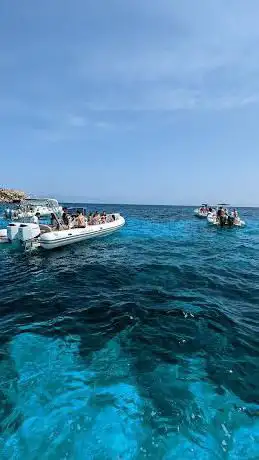 Photo de Egadi Charter & Tour