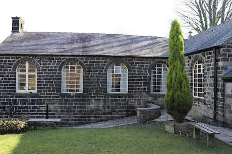 Photo de Saddleworth Outdoor Pursuits Centre - The Boarshurst Centre