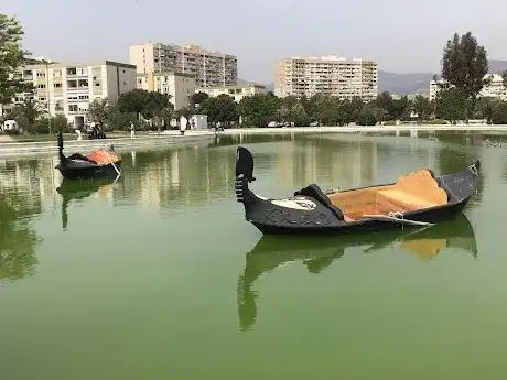 Photo de Ahmet Taner Kışlalı Parkı ve Rekreasyon Alanı