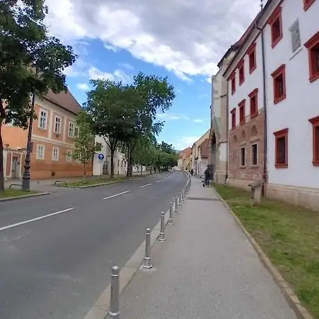 Photo de Kaptol Street