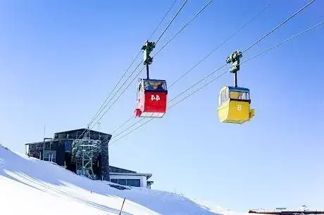 Photo de Bergstation Kampenwandseilbahn (1.467 m)