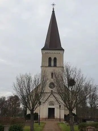 Photo de Essunga Kyrka och kyrkogård