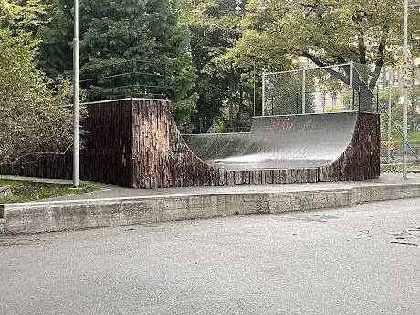 Photo de Humlan skateboard park