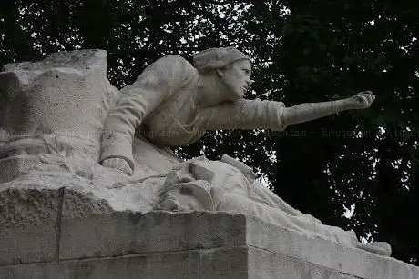 Photo de Monument aux Morts de Péronne