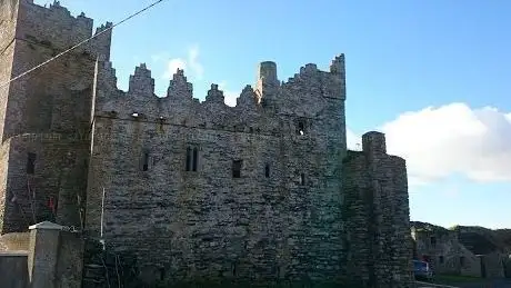Photo de Slade Castle