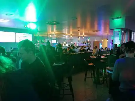 Photo de Downtown Karaoke & Bar