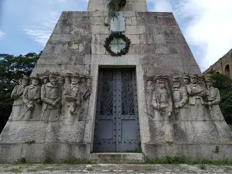 Photo de Monument to the Fallen ossuary Garibaldi